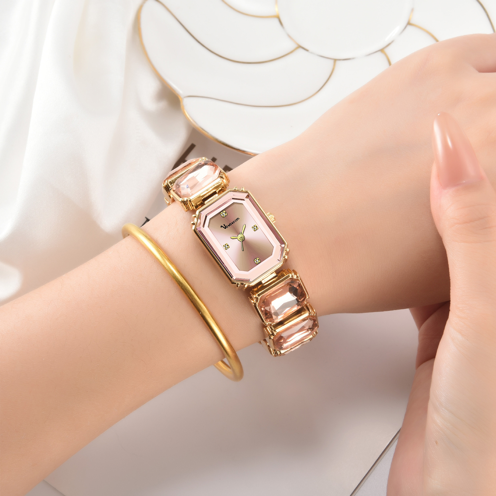 2025 New Women Watches Luxury  – Jewelry Diamond Watches recenzja i cena