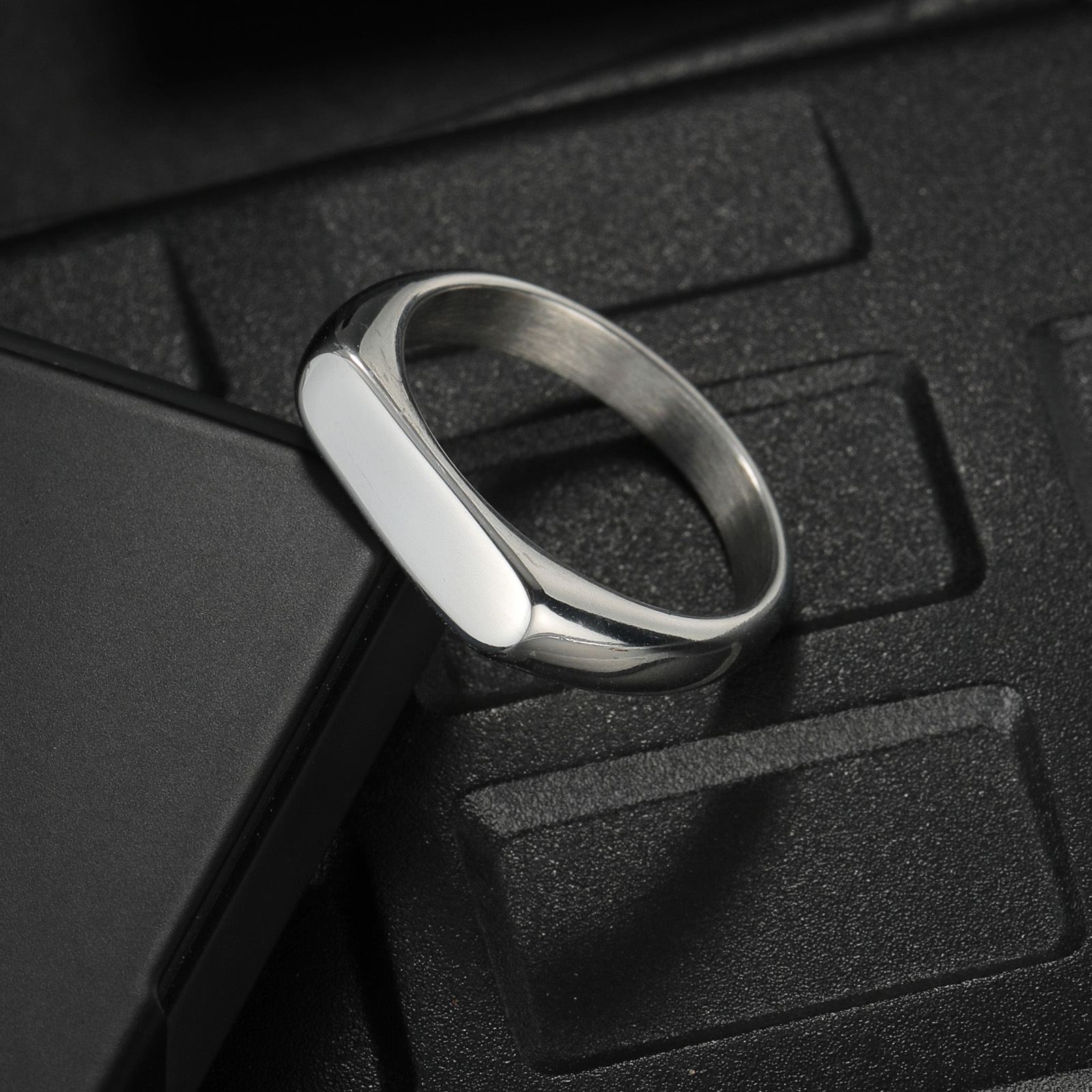 Customizable Stainless Steel S – Mens Signet Ring recenzja i cena