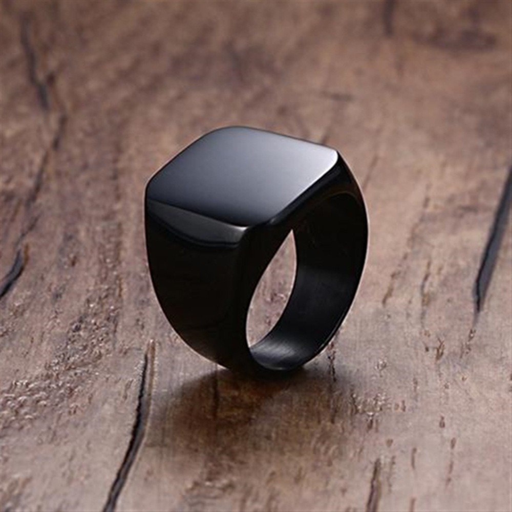 Fashion Men Black Smooth Stain – Mens Signet Ring recenzja i cena