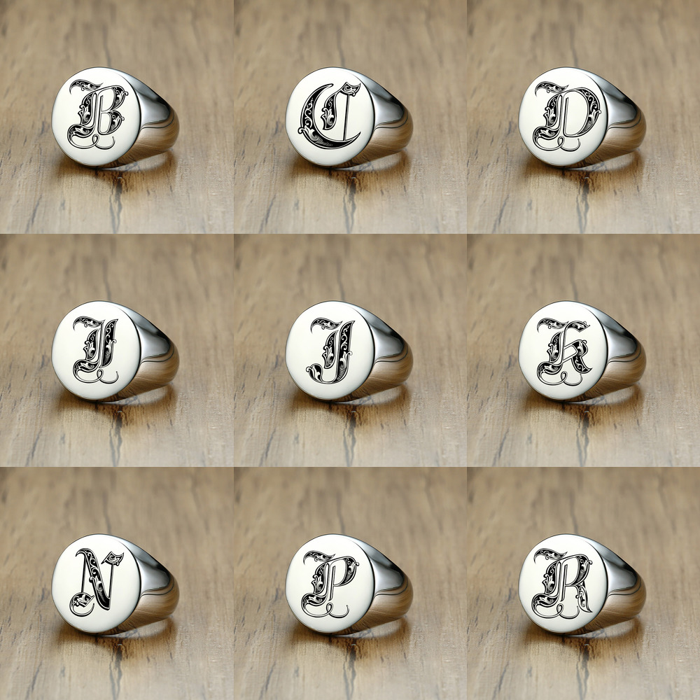 Vnox Stylish Pattern Font Init – Mens Signet Ring recenzja i cena